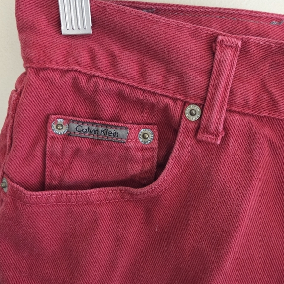 Vintage Calvin Klein | Red High Rise 6.5" Inseam Denim Shorts Vtg Size 8 - Picture 4 of 7